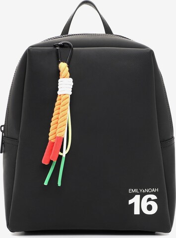 Emily & Noah Backpack ' Sweet 16 ' in Black: front