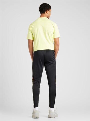 Slimfit Pantaloni sport 'TIRO Q2' de la ADIDAS SPORTSWEAR pe negru