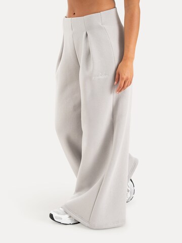Loosefit Pantalon ' Sylva ' Smilodox en gris