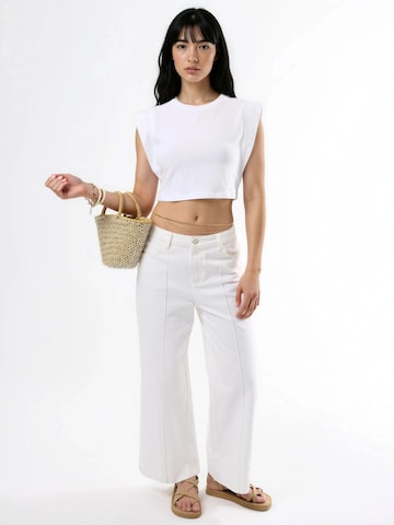 Busem T-Shirt in Weiß