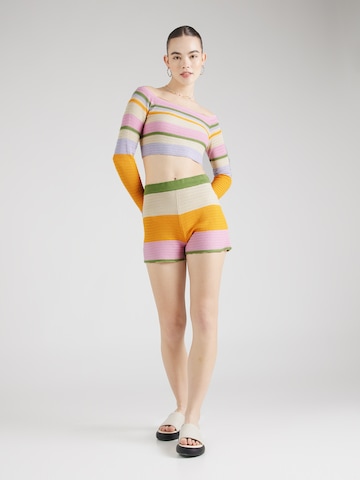 florence by mills exclusive for ABOUT YOU Normalny krój Spodnie 'Towel Wrapped' w kolorze beżowy
