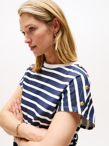 TOMMY HILFIGER Tričko – modrá