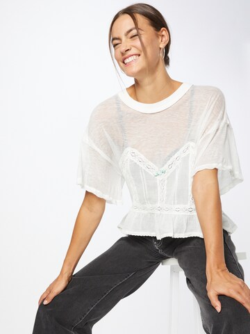 Free People Shirt 'FALL IN LOVE' in Wit