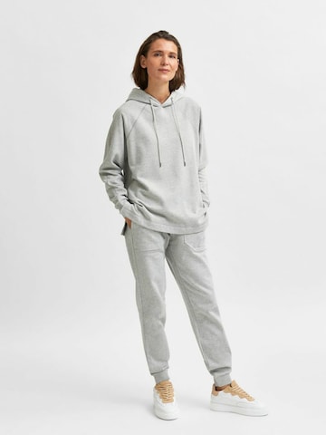 SELECTED FEMME Sweatshirt in Grau