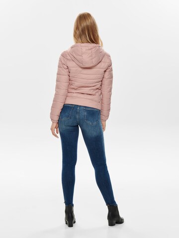 Veste mi-saison 'Tahoe' ONLY en rose