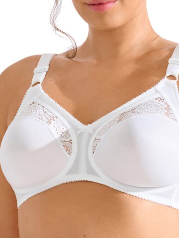 Lisca Classic Bra 'Minca' in White