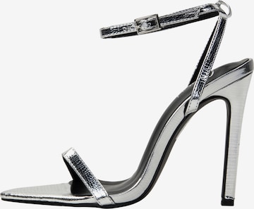 faina Sandals in Silver: front