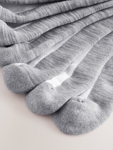 Next - Calcetines en gris