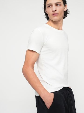 Abercrombie & FitchTapered Hlače 'ESSENTIAL' - crna boja
