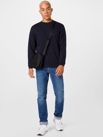 TOMMY HILFIGER Sweatshirt in Blau