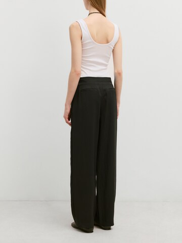 EDITED Wide leg Broek 'Nena' in Zwart