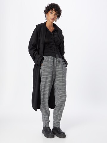 Lindex Tapered Broek 'Ava' in Grijs