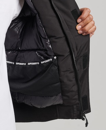 Veste d’hiver 'Expedition Everest' Superdry en noir