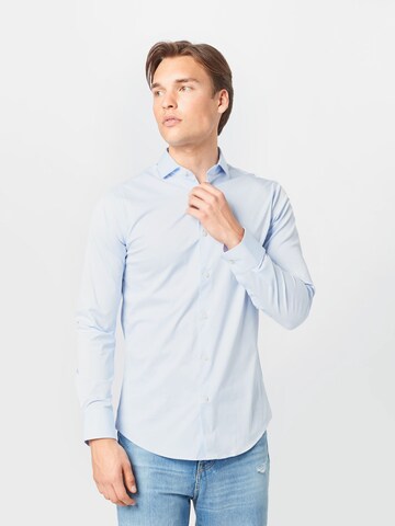 Tiger of Sweden - Ajuste estrecho Camisa 'FARRELL 5' en azul: frente