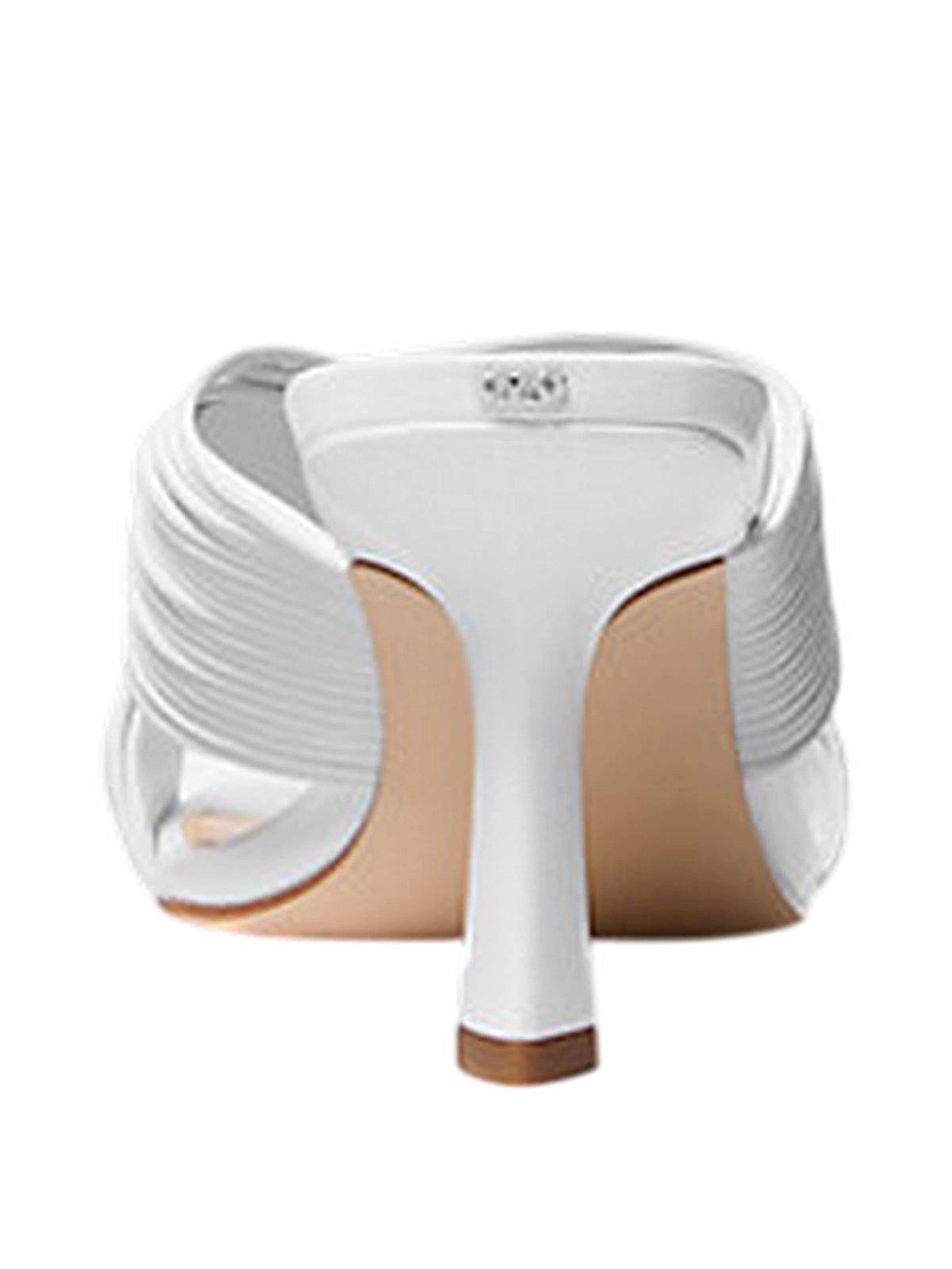 Michael Kors - Zapatos con plataforma en blanco