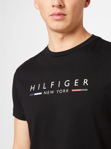 Maglietta 'New York' di TOMMY HILFIGER in nero