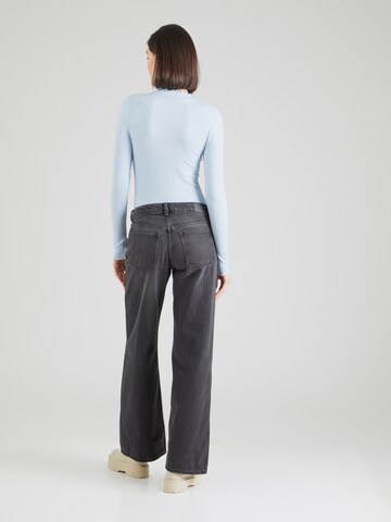 Loosefit Jeans di Monki in nero