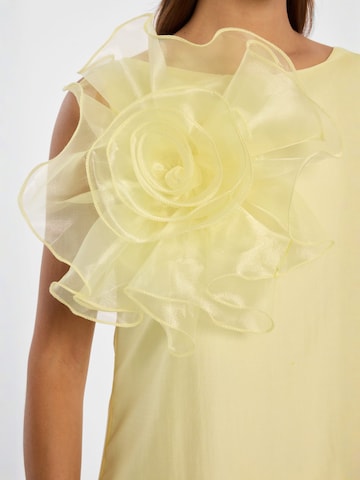 Ana Alcazar Kleid 'Dawna' in Gelb