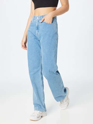 Tommy Jeans - Perna larga Calças de ganga 'Betsy' em azul: frente