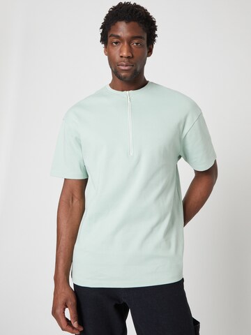 ABOUT YOU x Louis Darcis Shirt in Green: front