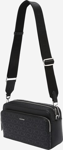 Calvin Klein Crossbody Bag 'Must' in Black