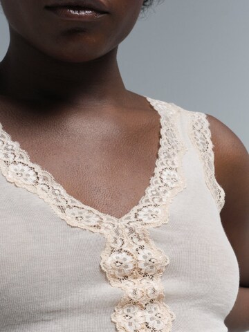 Seamless Basic Toppi ' Lacey ' värissä vaaleanpunainen