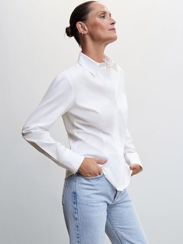 MANGO Blouse 'SOFIA' in Wit: voorkant