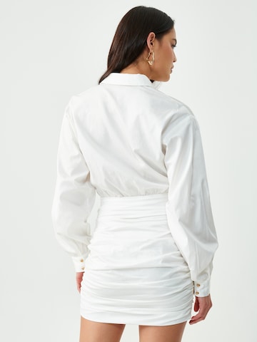 Robe 'BALI' BWLDR en blanc : derrière