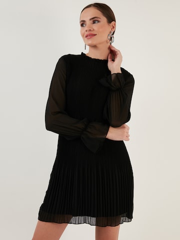 Robe de cocktail LELA en noir : devant