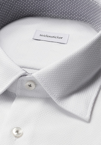 Coupe regular Chemise business SEIDENSTICKER en blanc