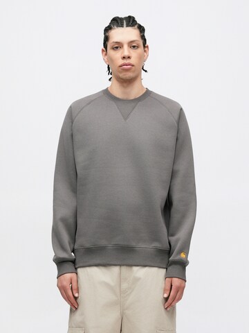 Sweat-shirt 'Chase' Carhartt WIP en gris : devant