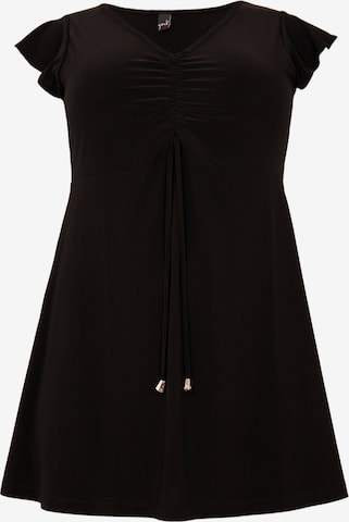 Yoek Tunic in Black: front