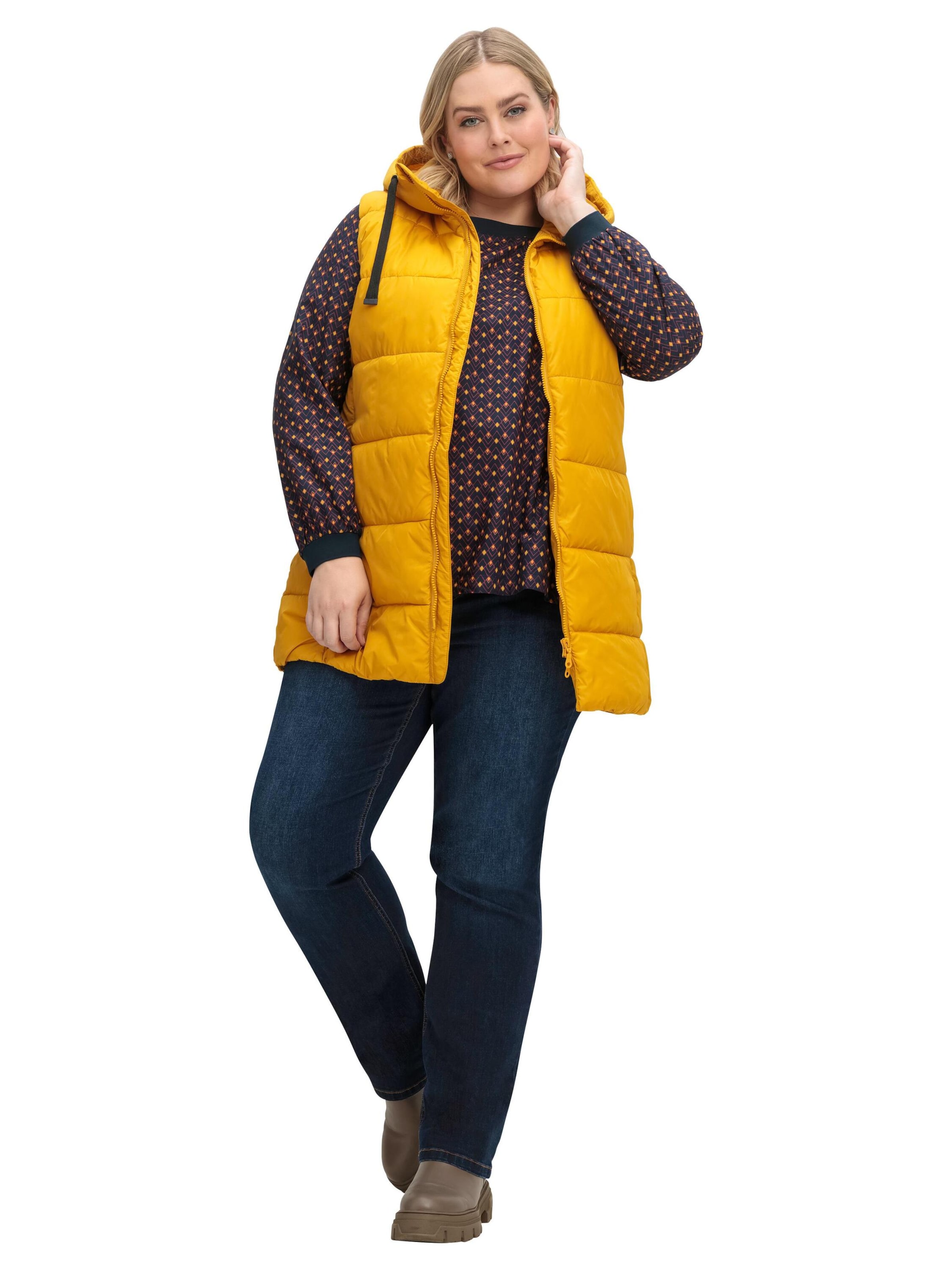 SHEEGO Regular Дънки в синьо