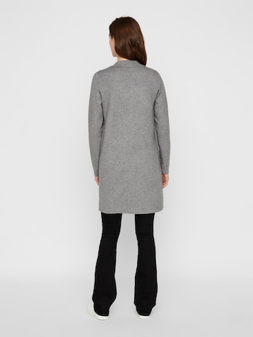 VERO MODA Strickjacke 'Tasty' in Grau