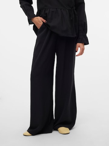 VERO MODA Wide Leg Hose in Schwarz