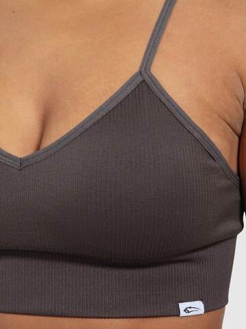 Haut de sport ' Alma ' Smilodox en gris