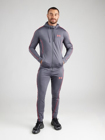 Completo per l'allenamento 'Novelity' di UNDER ARMOUR in grigio: frontale