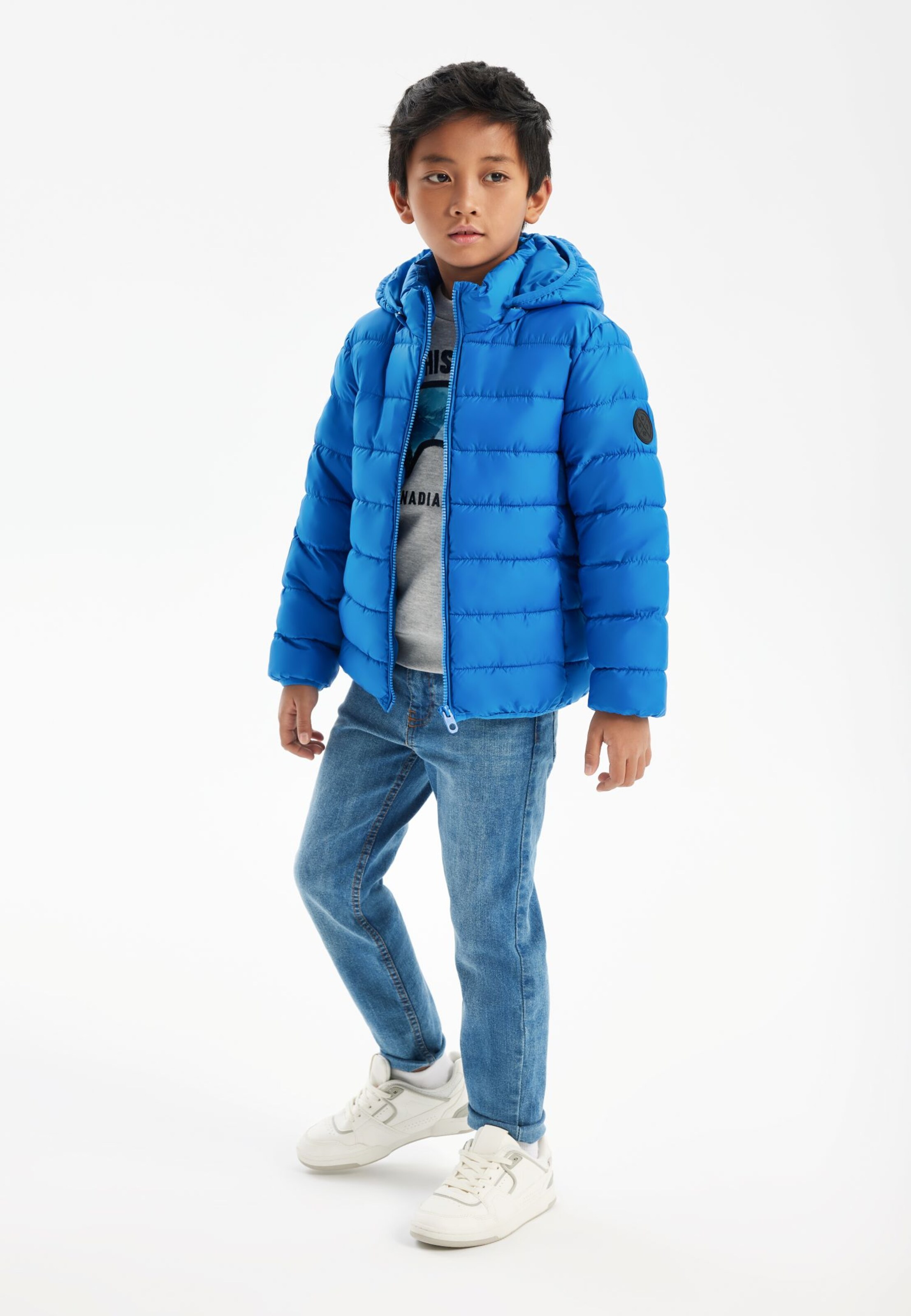 MINOTI Преходно яке в синьо: отпред