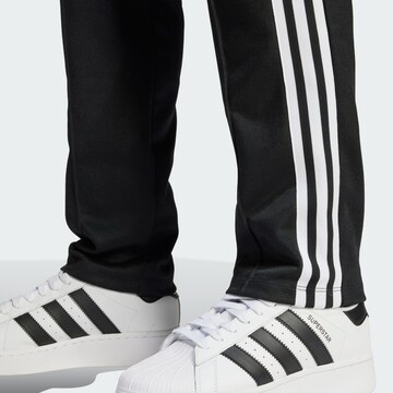 ADIDAS ORIGINALS Regular Broek 'Montreal' in Zwart