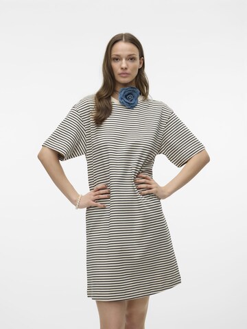 Robe VERO MODA en beige : devant