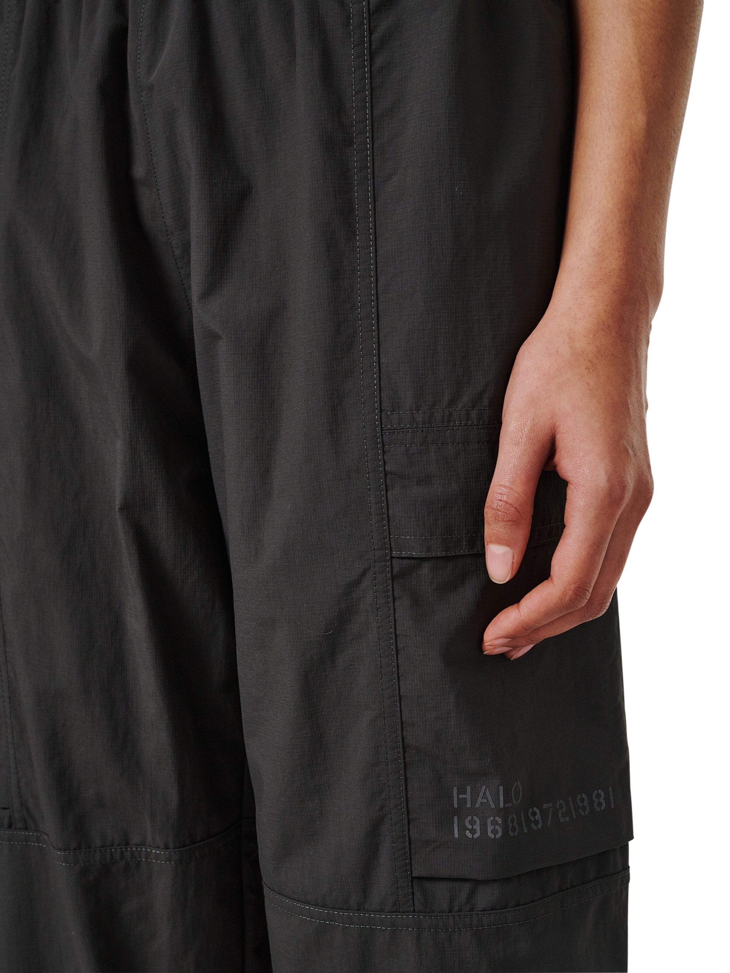 HALO Loosefit Cargobroek in Grijs