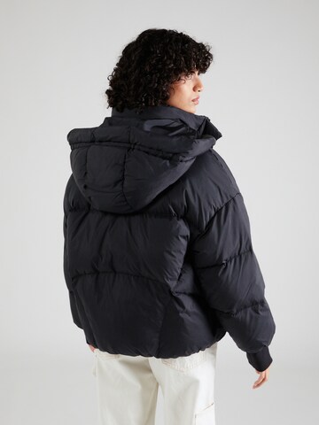 LEVI'S ® Winterjas 'Baby Bubble' in Zwart