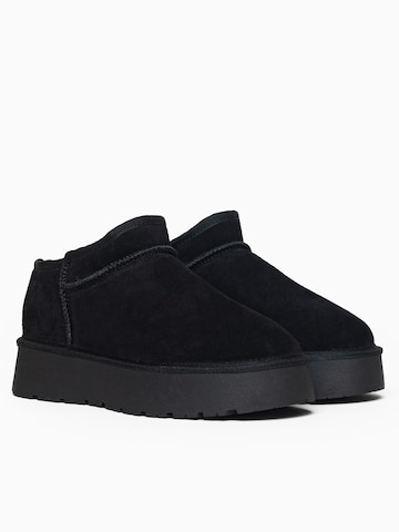 Gooce Slip-ons 'JACKIE' in Black