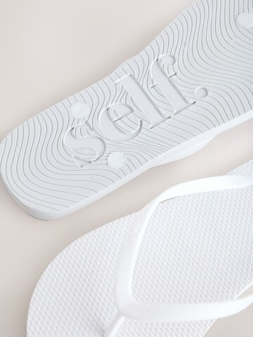 Next Zehentrenner in Weiß