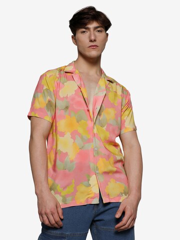 Campus Sutra Comfort fit Button Up Shirt 'Jayce' in Mixed colours: front