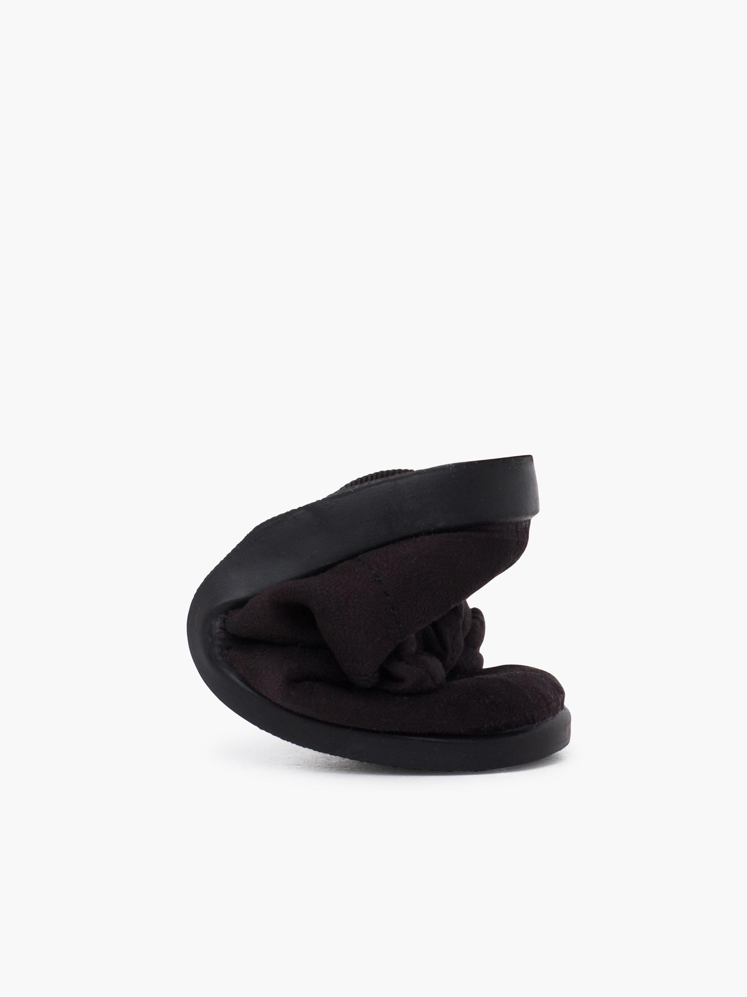 Pisamonas Flats in Black