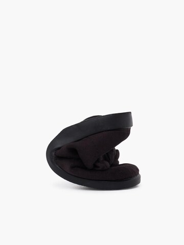 Chaussure basse Pisamonas en noir