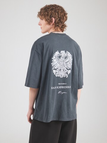 Han Kjøbenhavn Shirt in Black: front