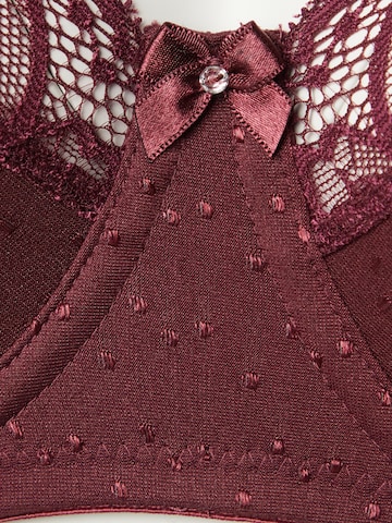 Soutien-gorge Hunkemöller en rouge