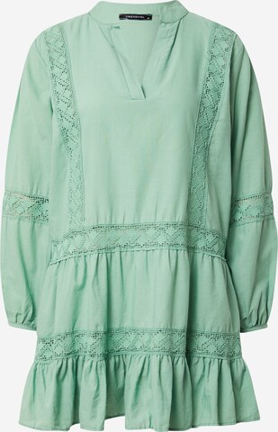 Trendyol - Vestido en verde: frente